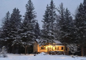 Mont Megantic - Chalet Le Madison - Vivez l'expérience d'un ranch !